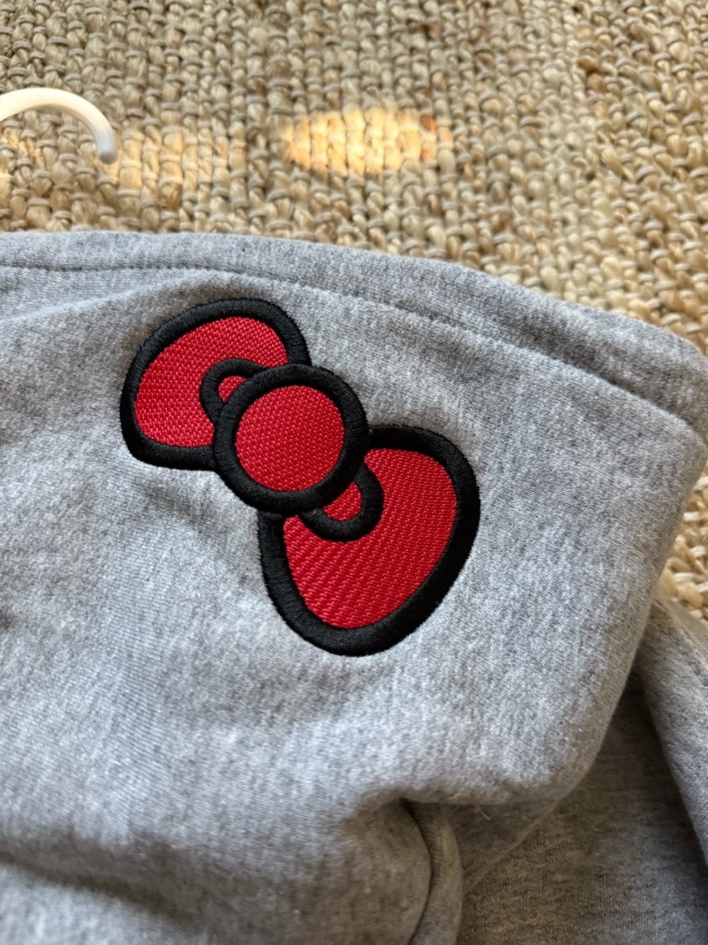 Hello Kitty Dodgers Night Sweatshirt XL 4/13/26 - Picture 3 of 4